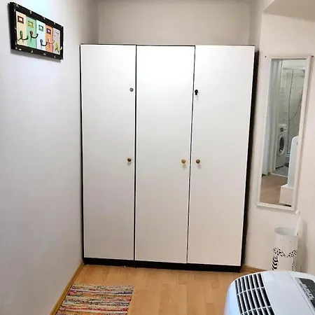 1br On The Beautiful Street In Center Lublaň