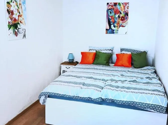 1br On The Beautiful Street In Center * ليوبليانا