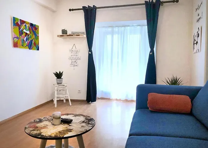 Apartment 1br On The Beautiful Street In Center *